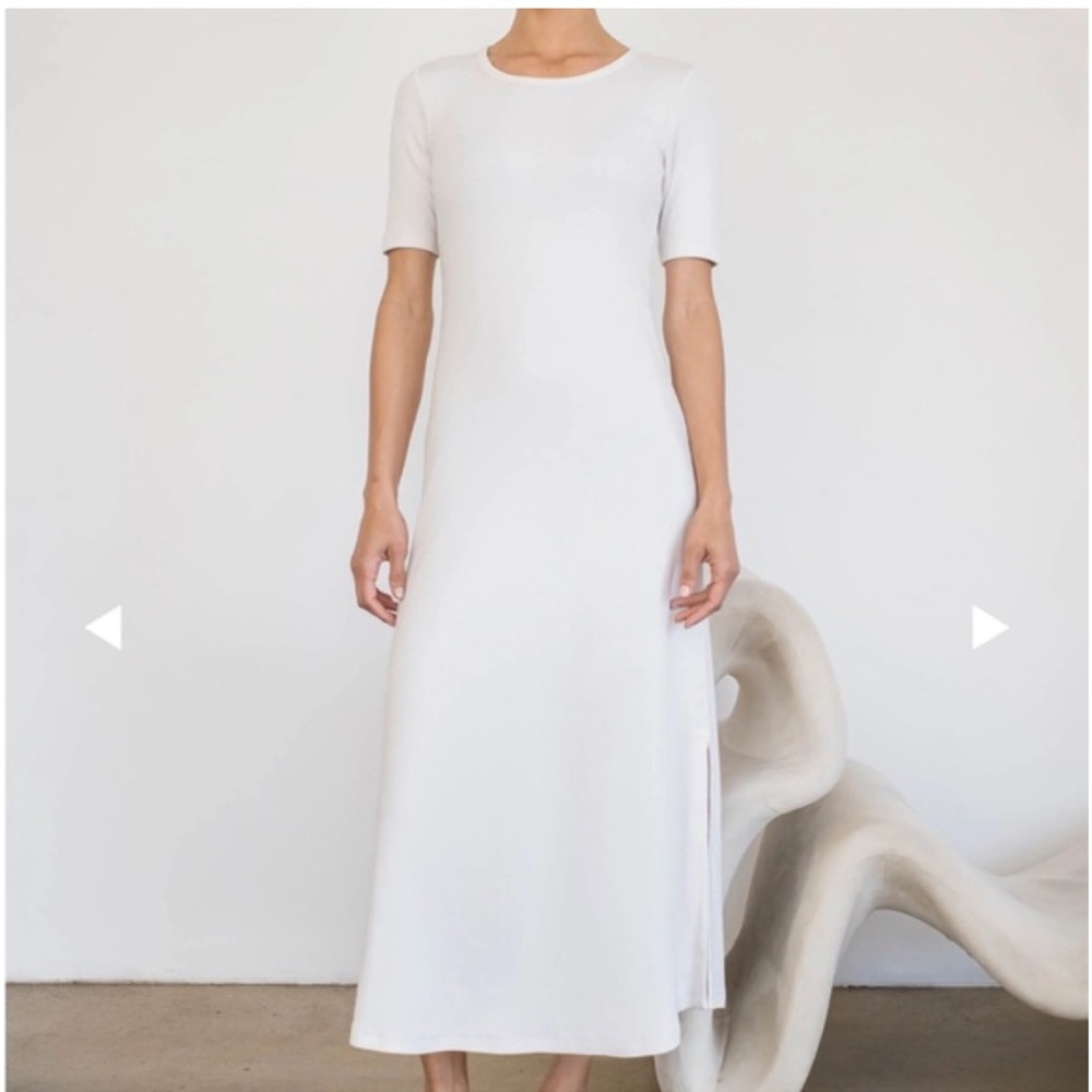 AYR The Moderne Dress Seashell Cream Color Ribbed T-Shirt Dress w/ Side Slit - Picture 15 of 15